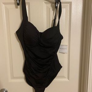 Black! Ruched top Liz Claiborne swimsuit! Size 10